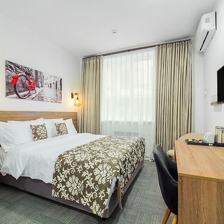 Ta Collection Hotel Chişinău Extérieur photo
