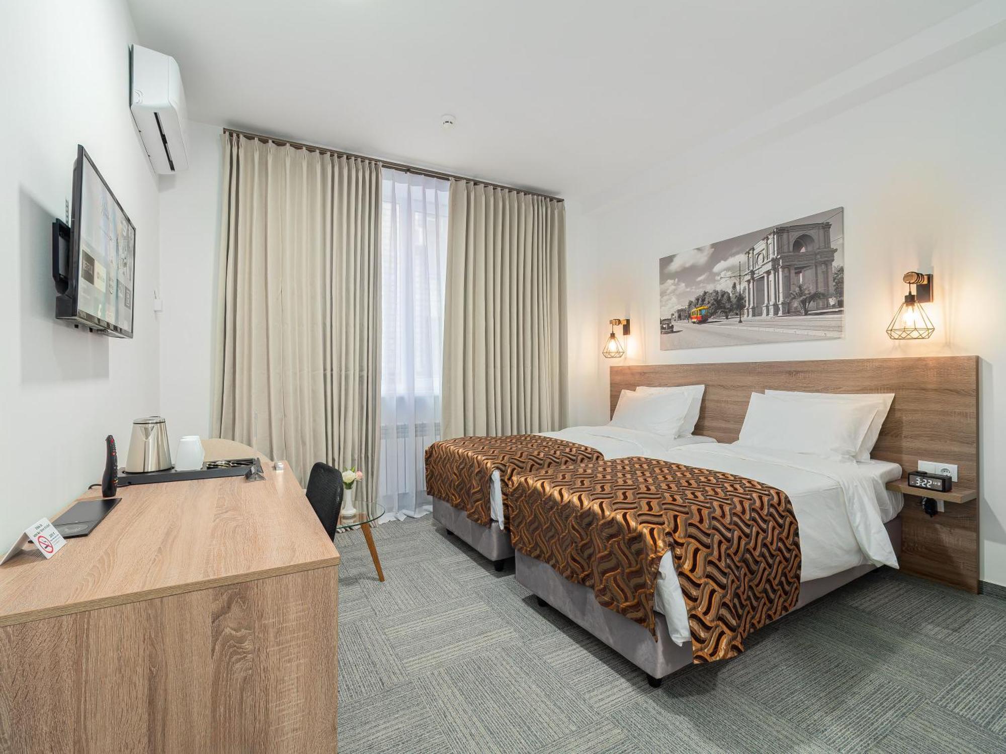 Ta Collection Hotel Chişinău Extérieur photo